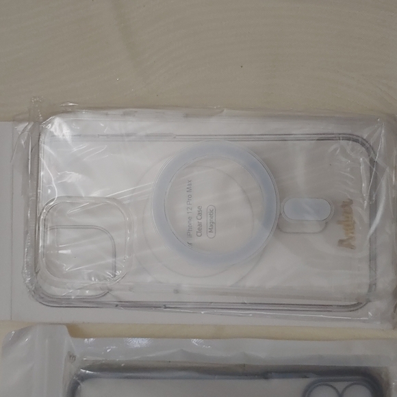 FYY Leather iPhone 12 6.7 Case, plus 2 other cases - Picture 6 of 7